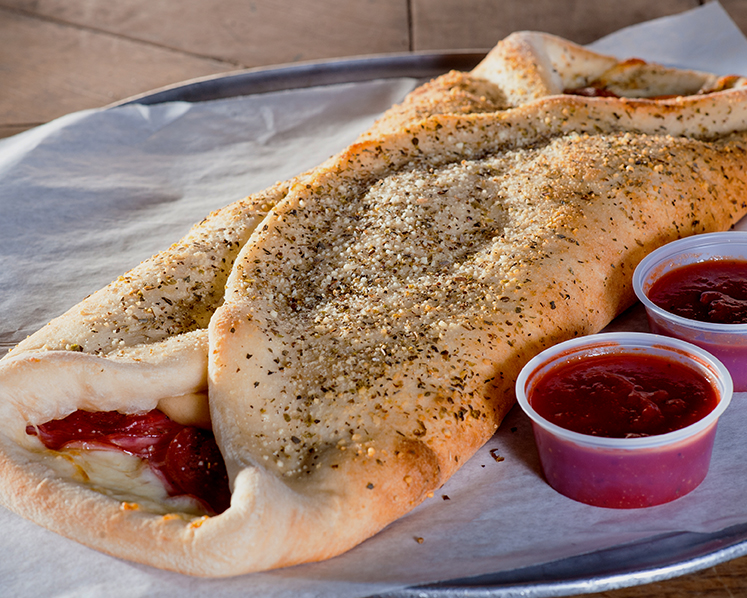 Mamas Famous Pizza – Stromboli